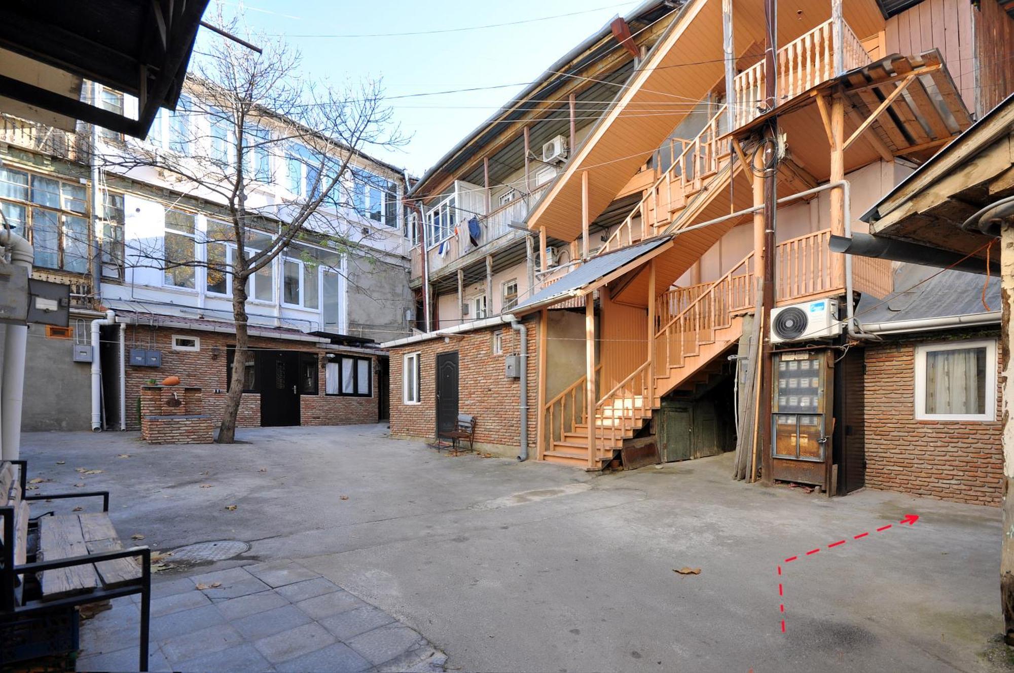 Suzi Apartments Tbilisi Esterno foto